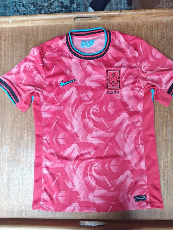 South Korea 2024 home shirt - Size medium