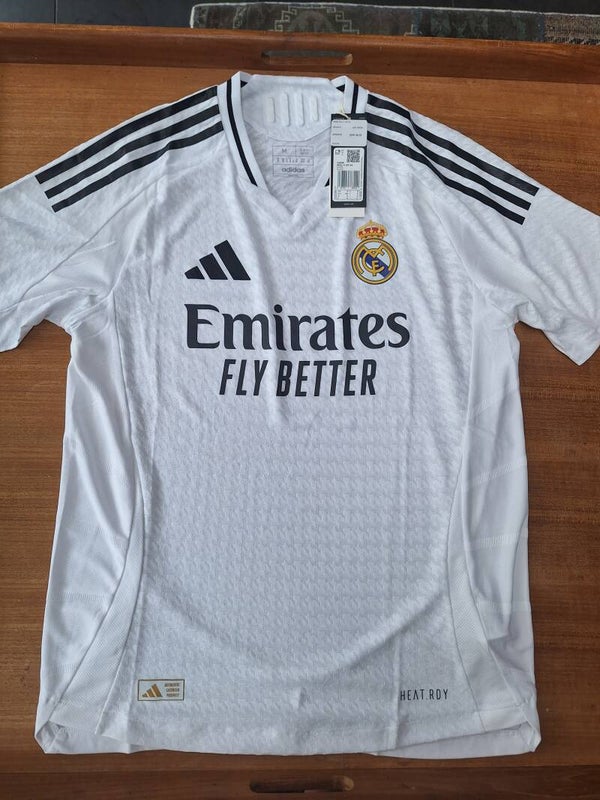 Real Madrid 2024-25 home shirt player version - BNWT - Size medium