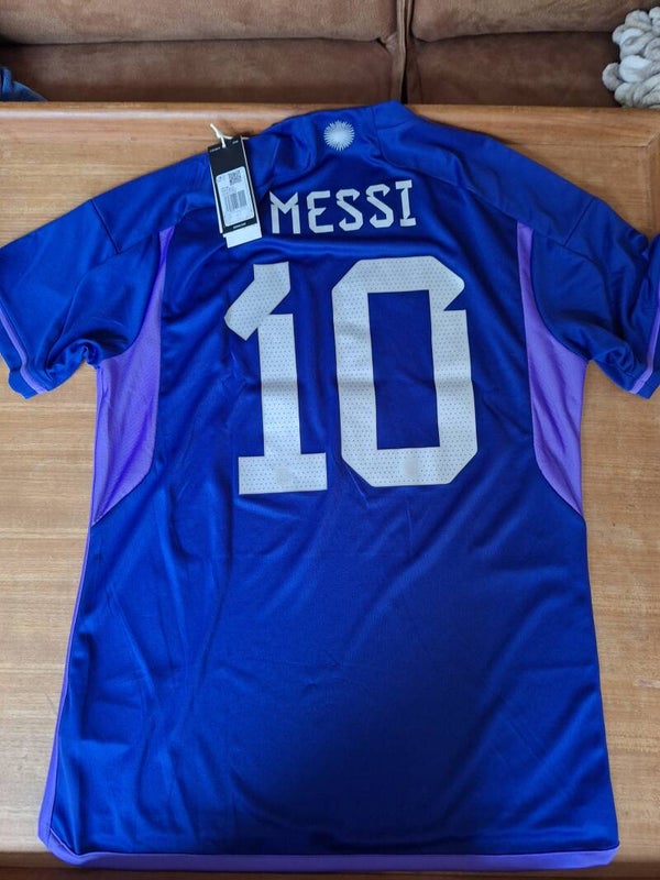 Argentina 2022 away shirt Messi - BNWT - Size large