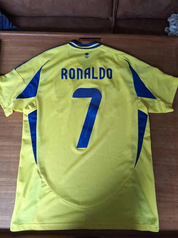 Al Nassr 2024-25 home shirt Ronaldo - Size large