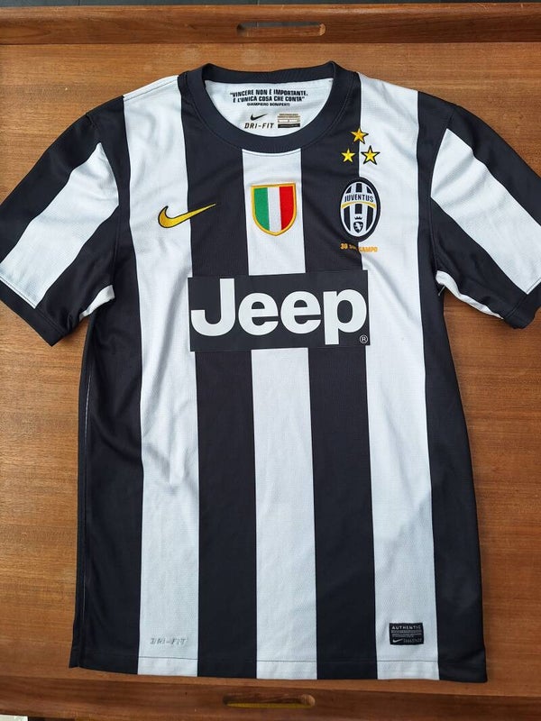 Juventus 2012-13 home shirt - Size small