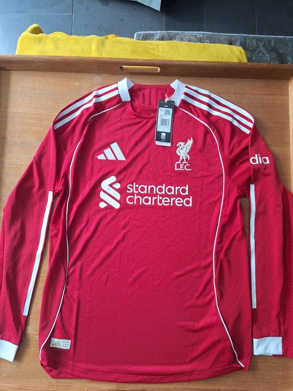 Liverpool 2025-26 home shirt player version - BNWT - Size medium