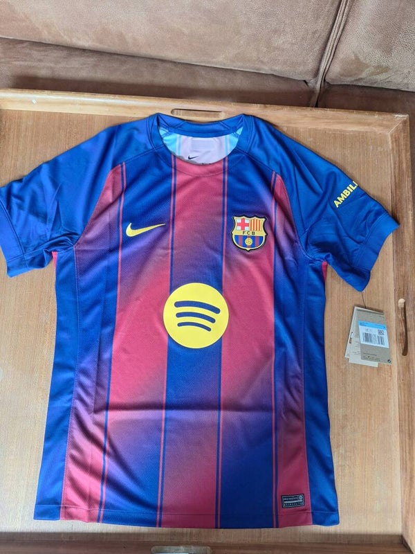Barcelona 2025-26 home shirt - BNWT - Size small/medium/large/extra large