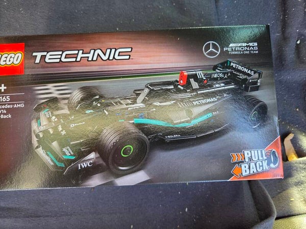 Lego Technic AMG Petronas 42165