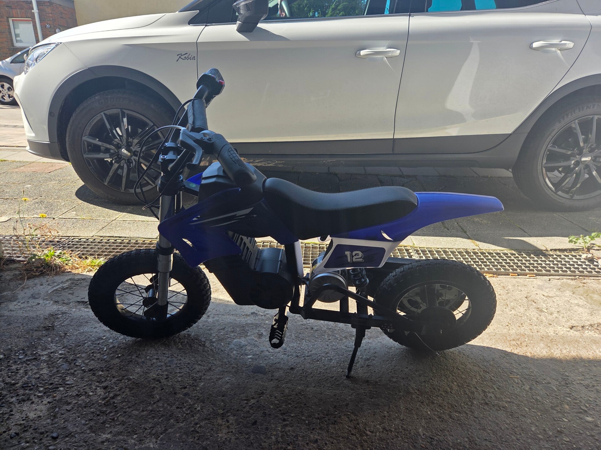 Elektromotorrad für Kinder 36V 5.2Ah Batterie 8/13/25 KM