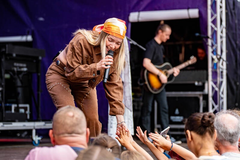 Hannah Mae live at Zomer op het Plein Alkmaar 05-07-2026 foto: Ruud Dumas Fotografie