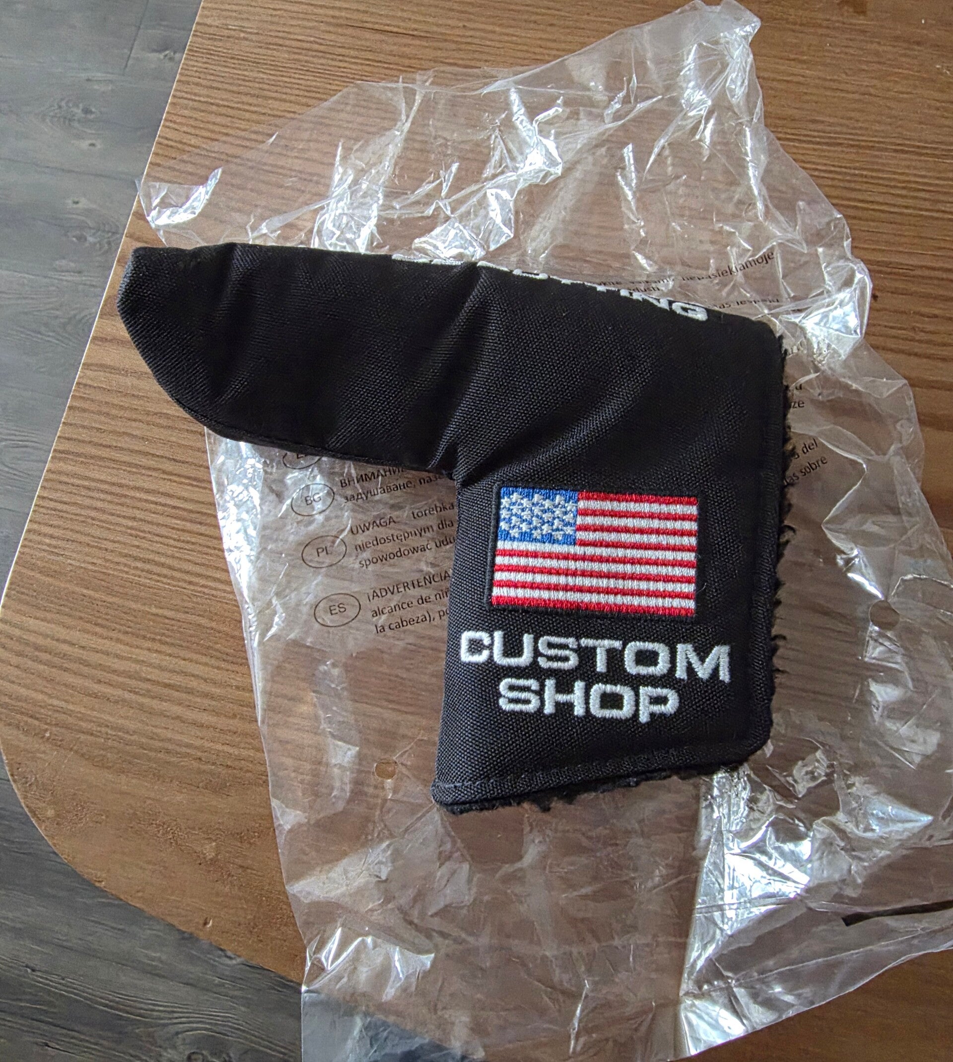 Scotty Cameron Custom Shop "THE ART OF PUTTING" fabric headcover for blade putter