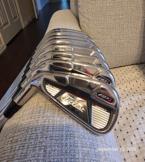 Lefty Titleist 710 AP1 4-W (8 club) iron set