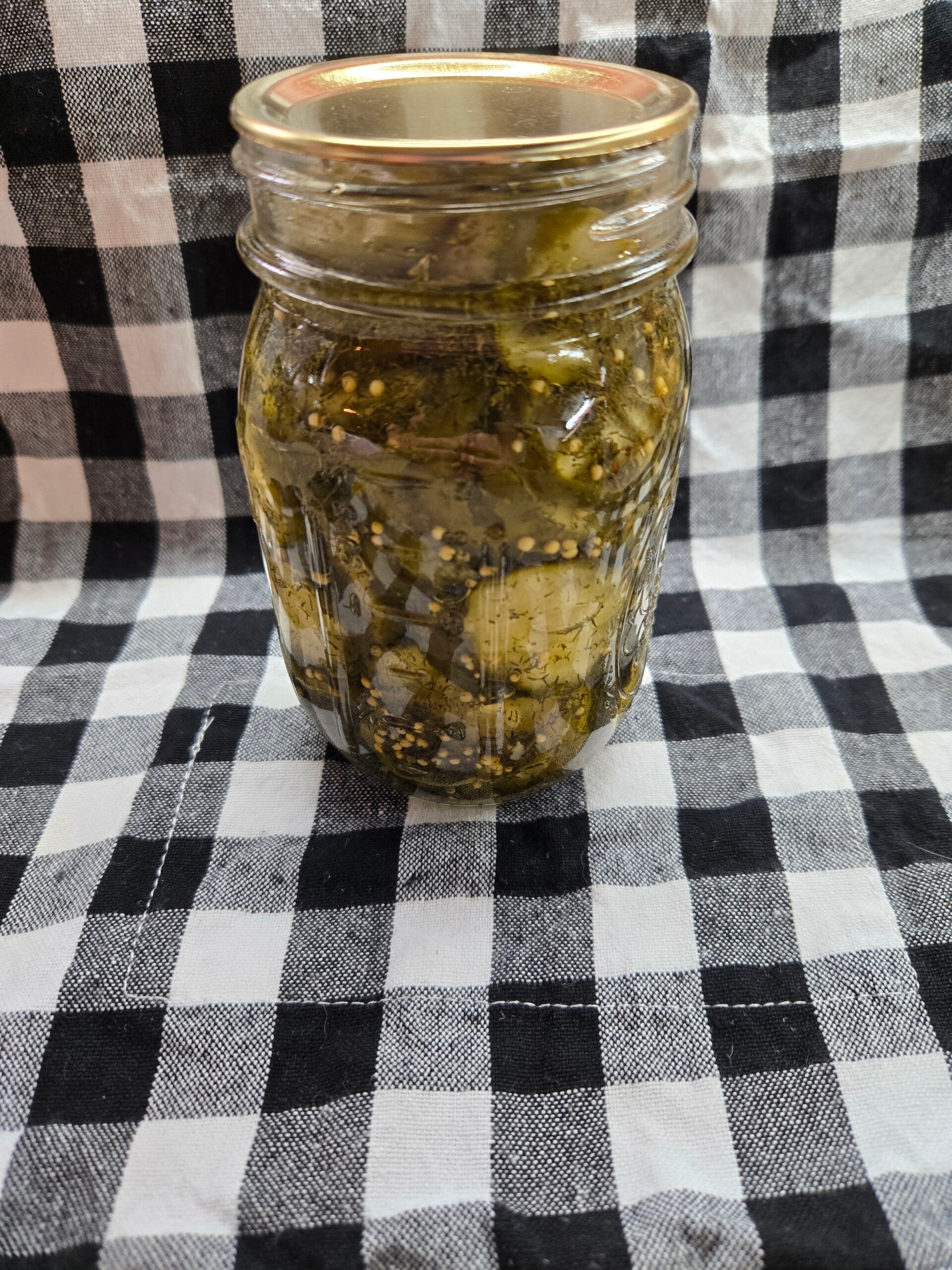 Dill Pickles 🥒  Home Canned Pint Size