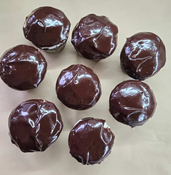 Chocolate Cupcake with buttercream frosting and chocolate ganache