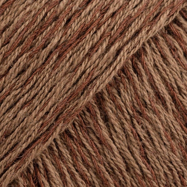 DROPS Belle uni colour 27, kastanje