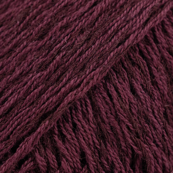 DROPS Belle uni colour 40, pruimenwijn