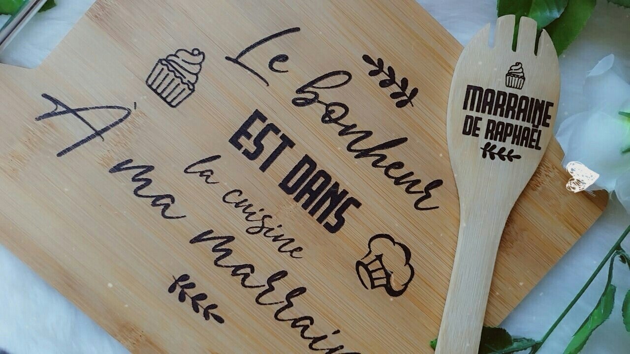 Kit planche a découper en bois 'marraine'