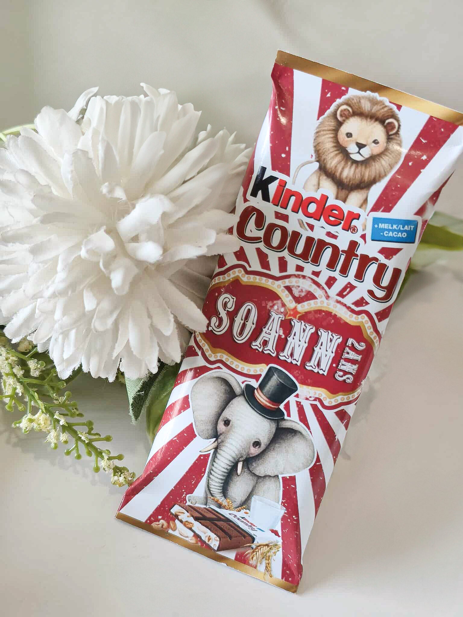 Kinder country personnalisé thème au choix