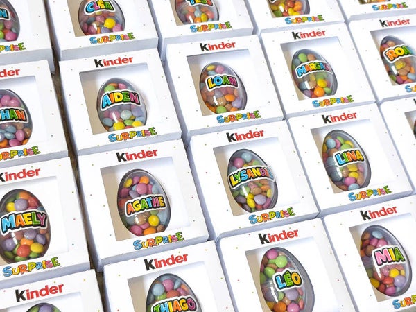 Oeuf de pâques rempli de Smarties avec sa boîte personnalisé