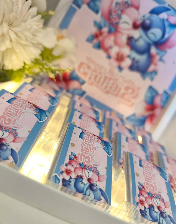 Boîte lumineuse 9 ou 16 chocolats personnalisé (couleur aléatoire)