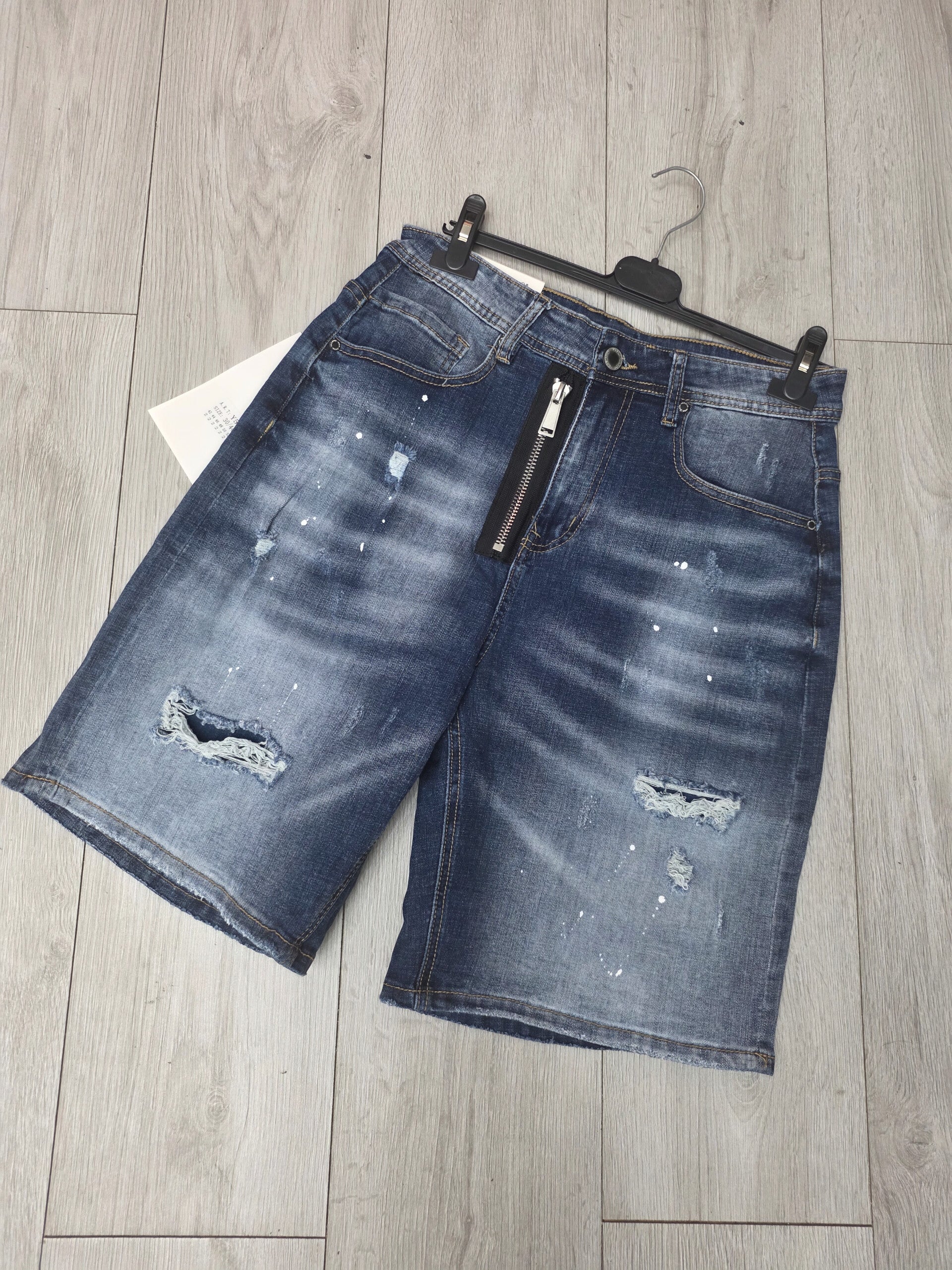 Pantaloncini in Denim con zip esposta