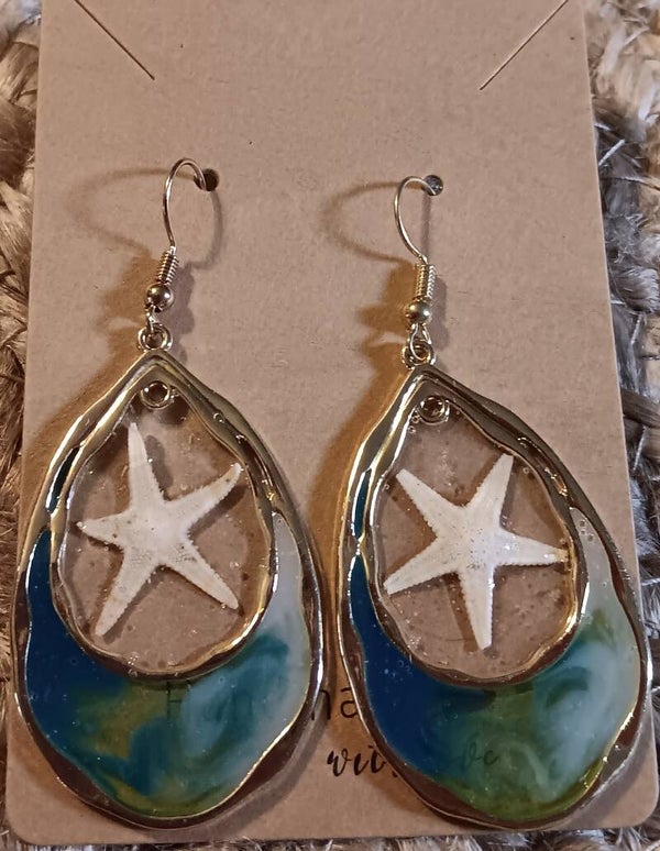 Gold Tone Starfish Earrings