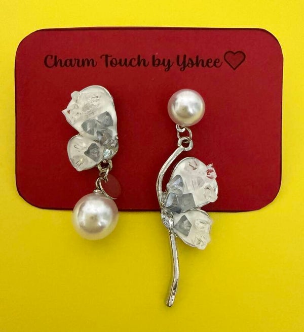 Butterfly with pearls and gems