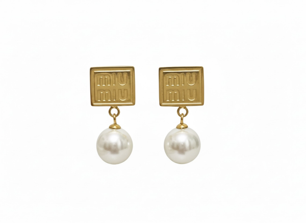 Miu Miu logo pearl drop earrings (Gold)