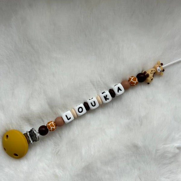 Attache tétine girafe 3D