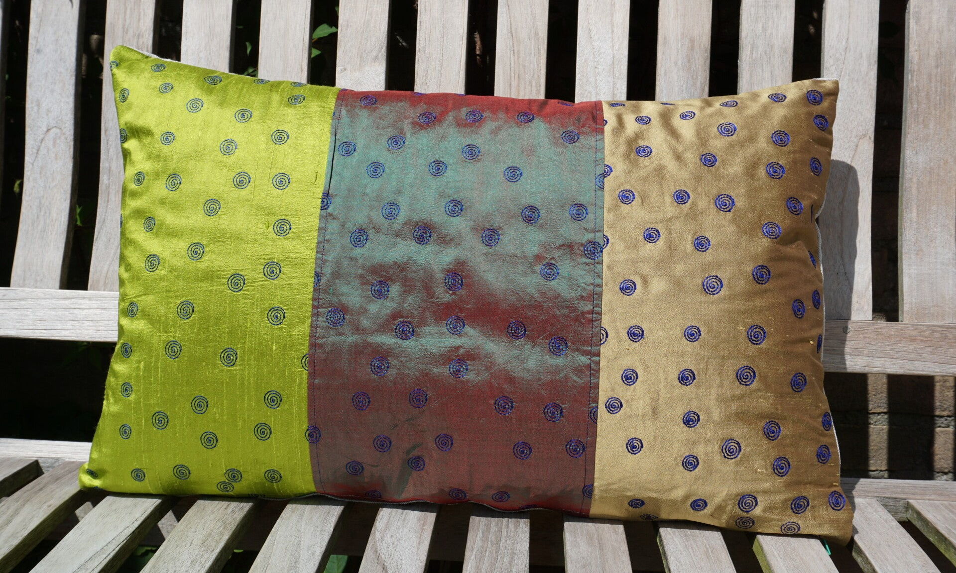 Zijden multicolored kussen