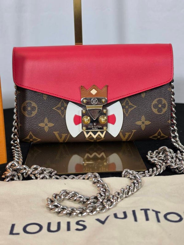 Louis Vuitton Monogram Tribal Mask Chain Wallet Rouge – Limited Edition