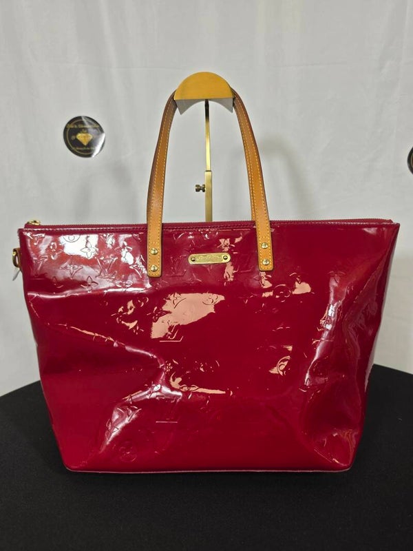 Louis Vuitton Bellevue GM Monogram Vernis – Rot