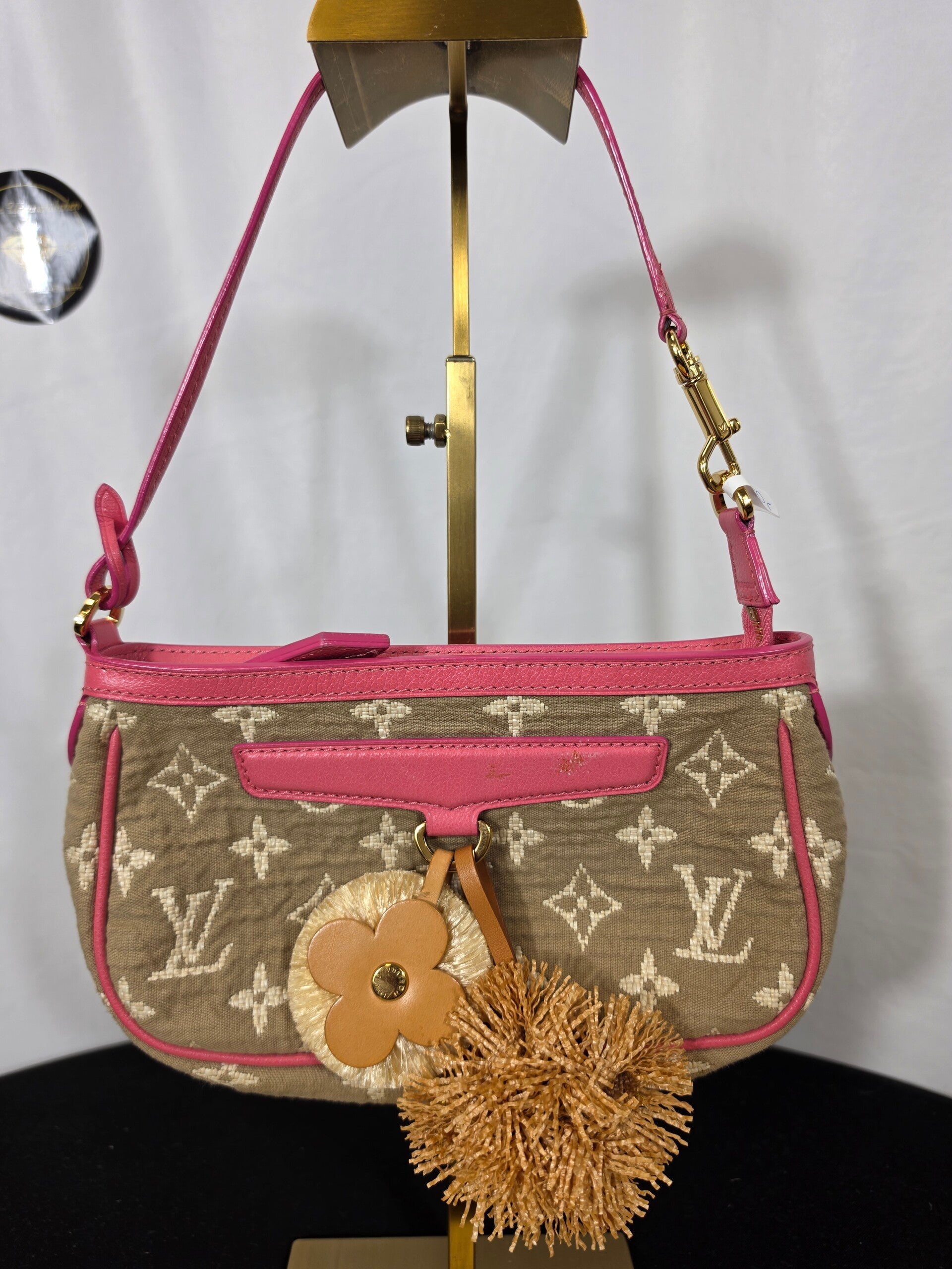 Louis Vuitton Monogram Sabbia Pochette Accessoires Rose – Limited Edition – 2010