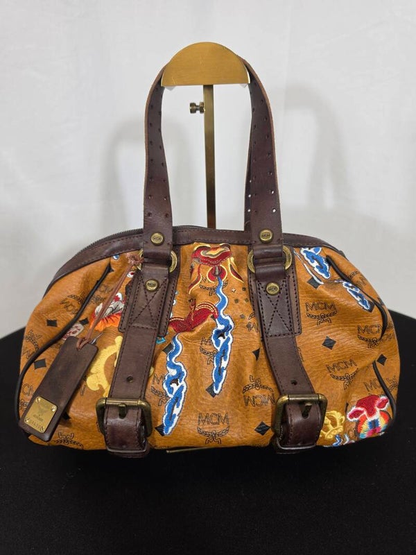 MCM LIMITED EDITION VISETOS BOWLING BAG – DRACHEN- & WELLENSTICKEREI – 9/10