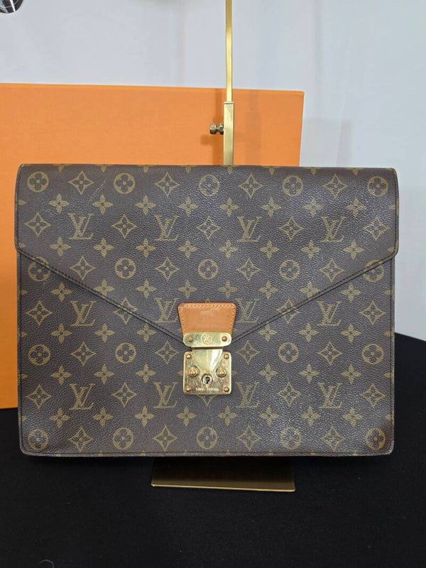 LOUIS VUITTON PORTE-DOCUMENTS SÉNATEUR – MONOGRAM CANVAS – FEBRUAR 1990 – 8/10