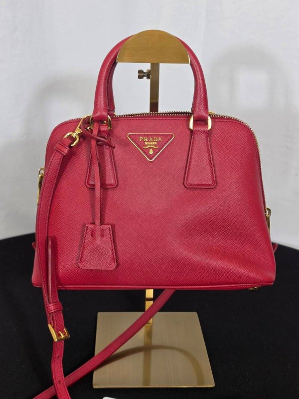 PRADA PROMENADE MINI SAFFIANO LEDER HANDTASCHE – ROT/BORDEAUX – 8,5/10