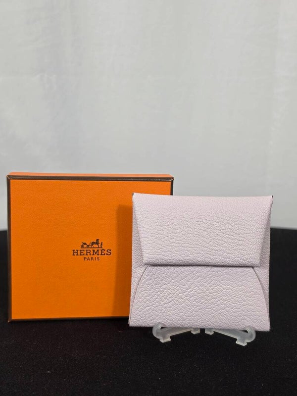 HERMÈS BASTIA PORTEMONNAIE – ROSÉ – GENARBTES ZIEGENLEDER – ZUSTAND 10/10 – ORIGINALBOX