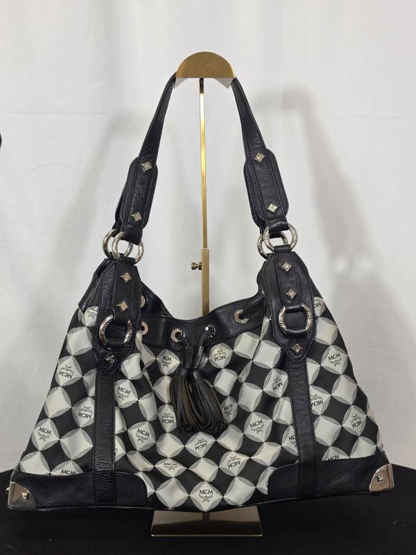 MCM Limited Edition Diamond Monogram Drawstring Shoulder Bag – Schwarz-Weiß – Vintage – 8,5/10