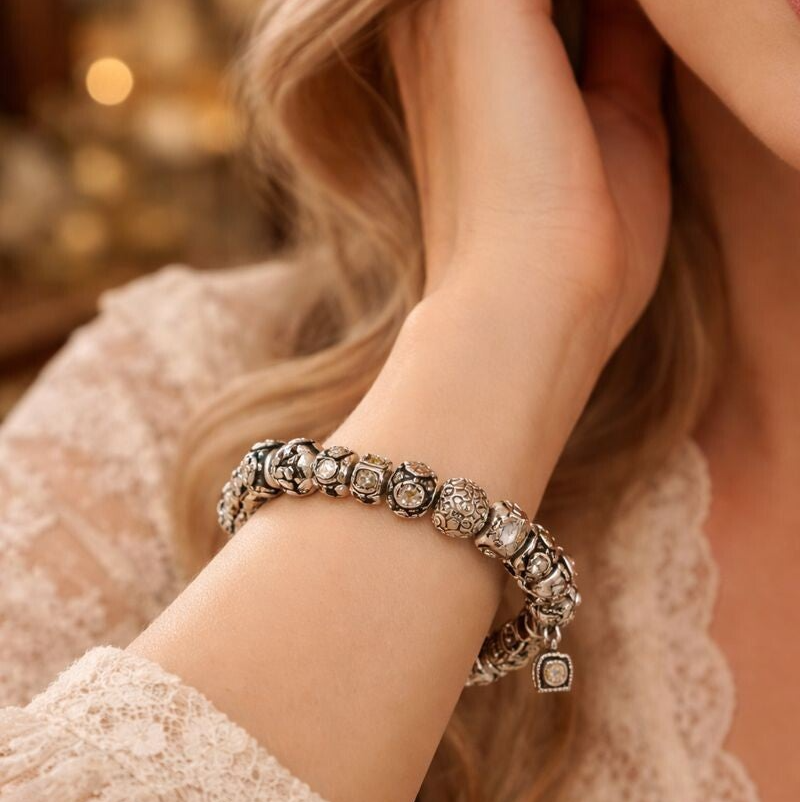 ❤ Original Pandora Armband mit 22 Charms und Schatulle