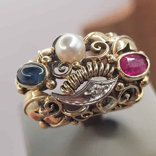 Antiker Art Deco Ring aus 585er Gelbgold Diamant, Saphir, Rubin Größe 55