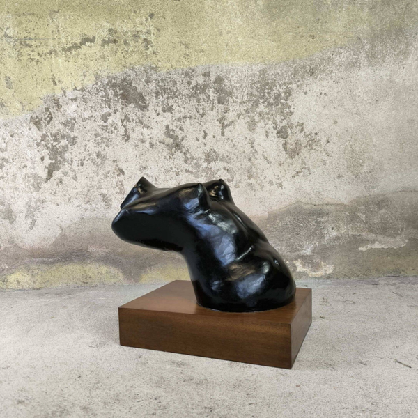 Sculpture buste féminin sur socle bois