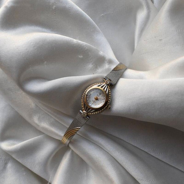 SV two toned ticking adjustable watch