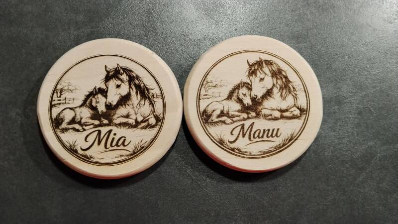 bierdeckel-mit-pferd-und-namenoptik-standard.jpg