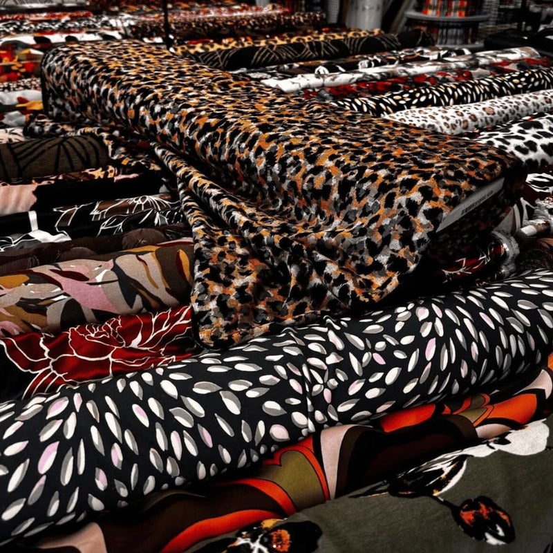 Tissus imprimés motif panthère et motifs graphiques – La Route des Tissus