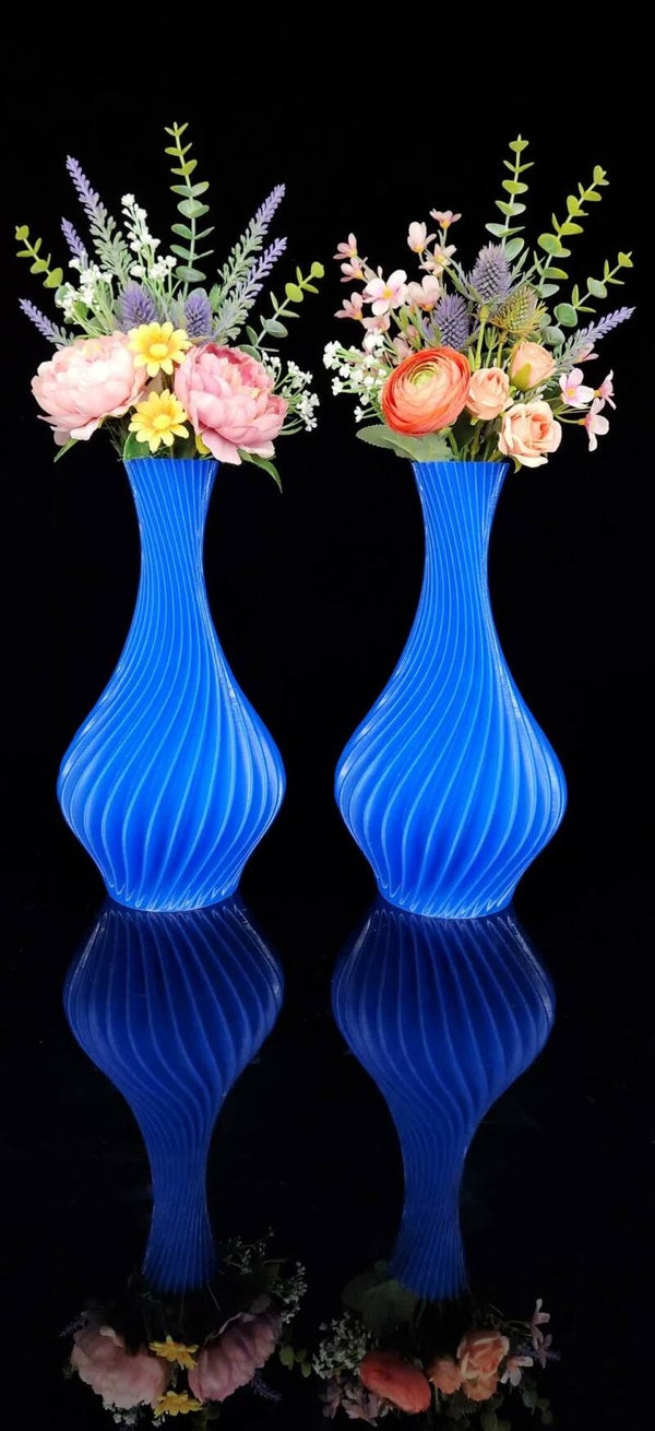 3D Printed Twisted Bulb Vases - Set of 2 - Blue