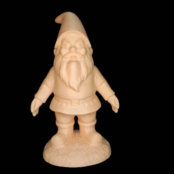 Hands Down Gnome 9" unpainted