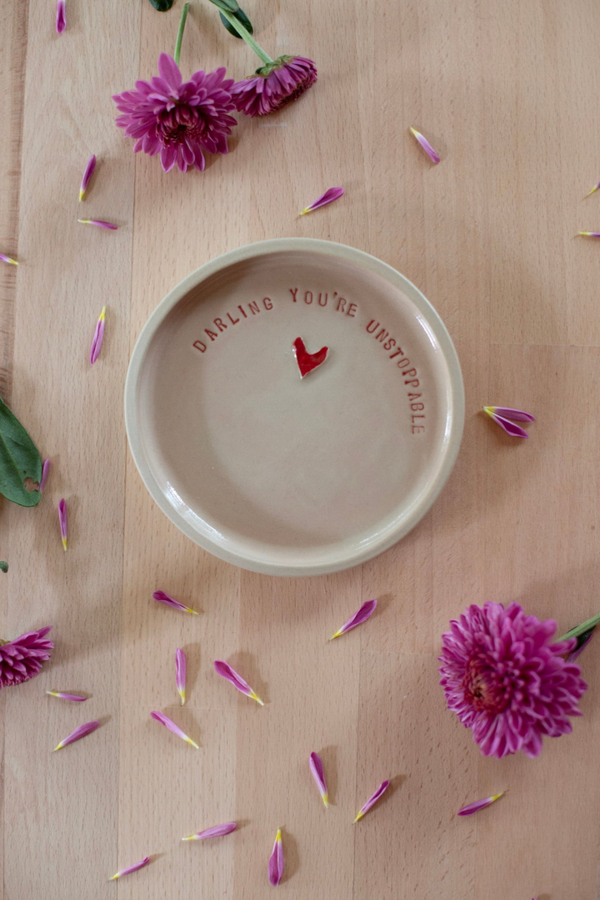 Darling, you're unstoppable - dish  (7797)