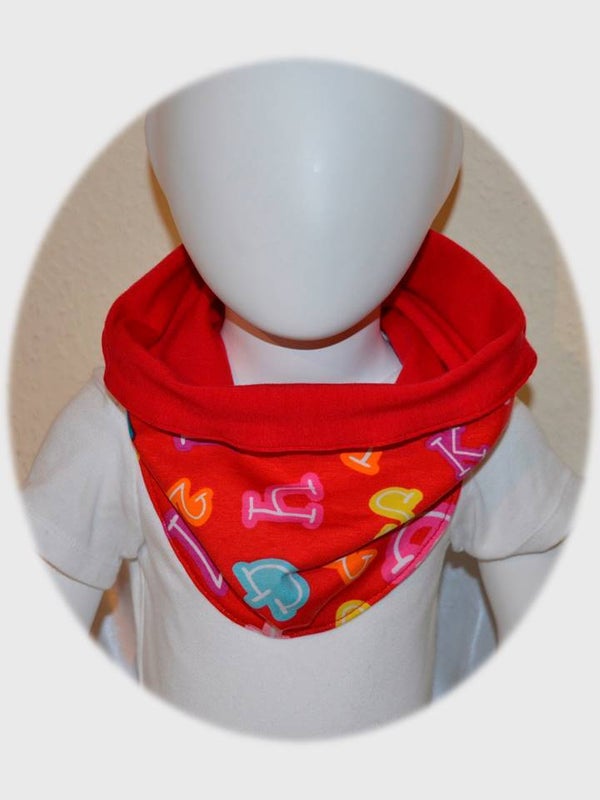 Kinder Schlupfschal ganzjährig *Buchstaben Zahlen rot*