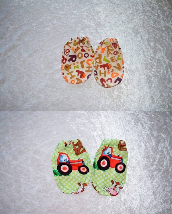 Kratzfäustlinge / Fäustlinge / Kratzschutz *Buchstaben/ Traktor*