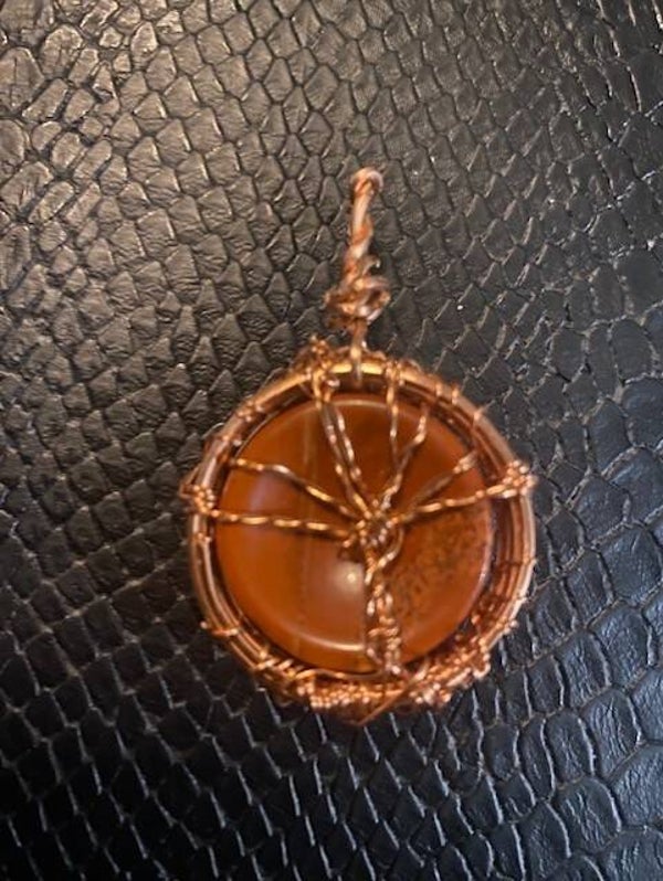 Hanger rond van Rode Jaspis en copperwire