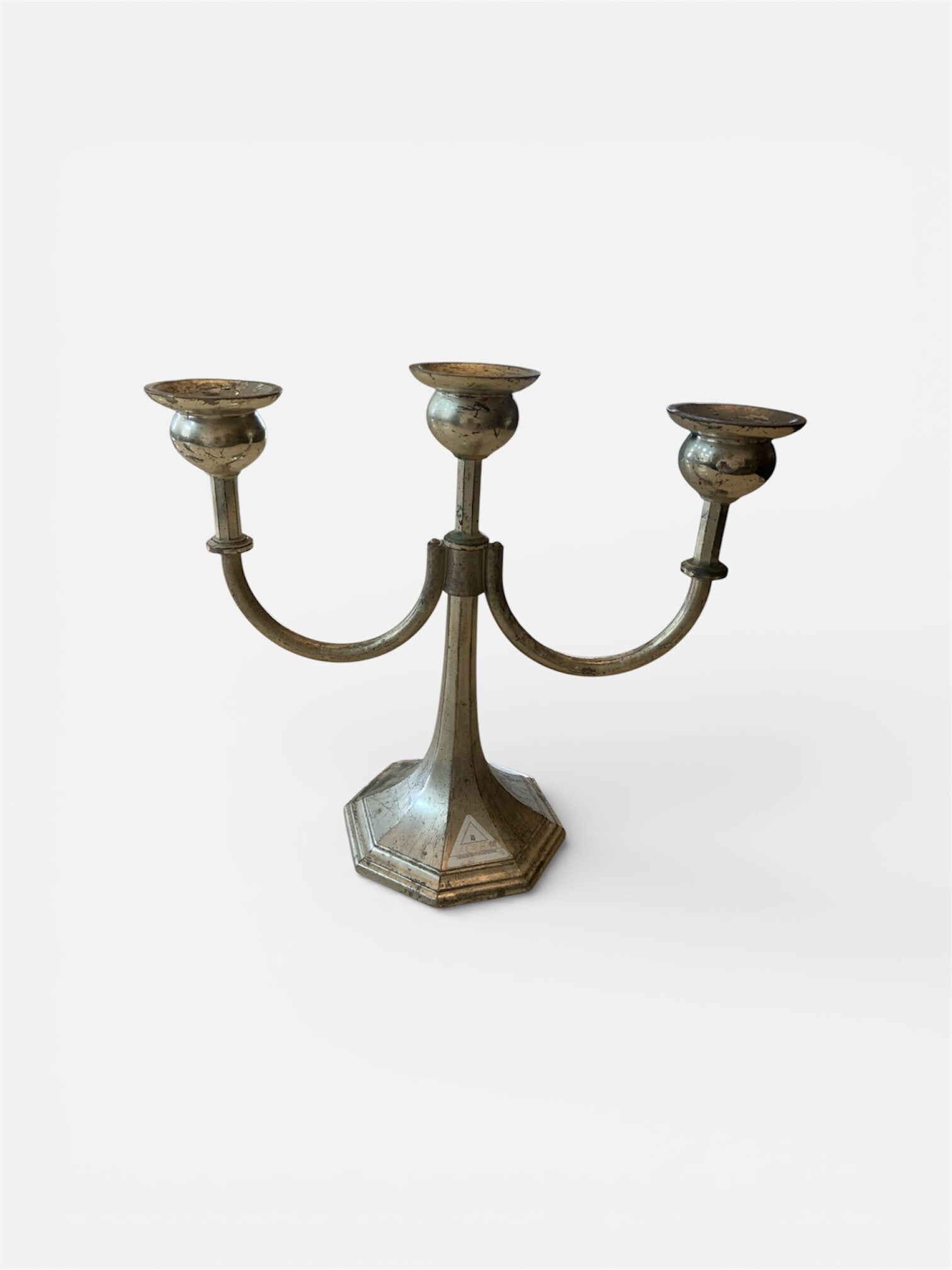 Driepotige kandelaar