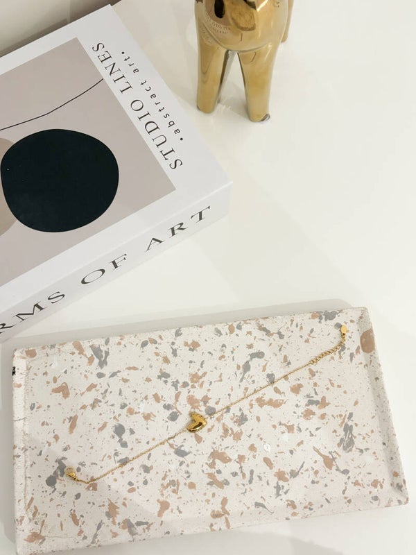 Balloon heart armband