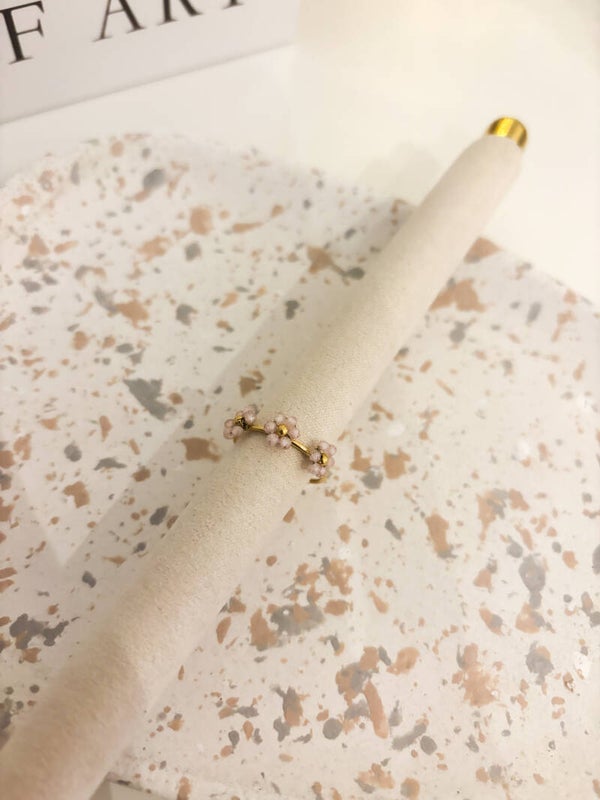 Flowerpower ring