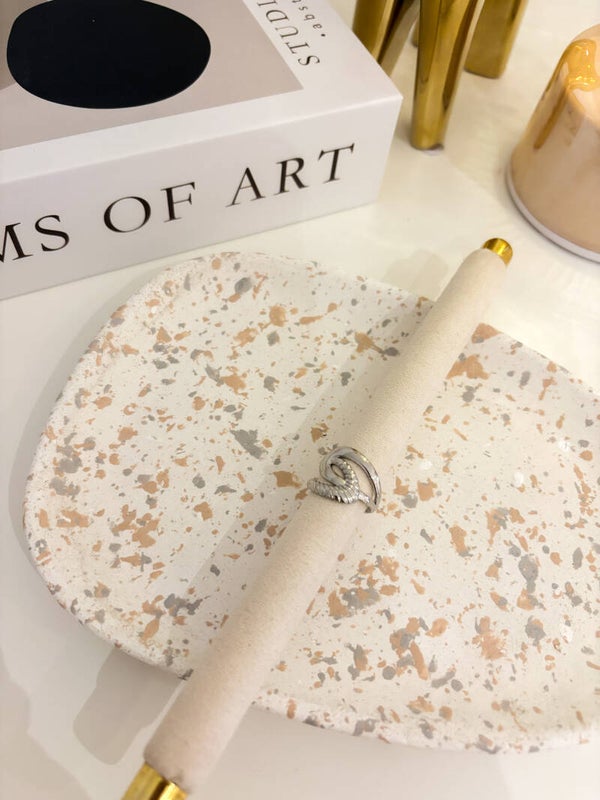 Abstract ring silver